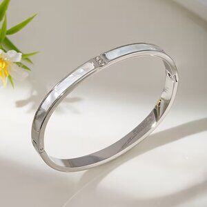 14K White Gold 7" Womens 1ct Diamond & White Opal Gemstone Bangle Bracelet NEW